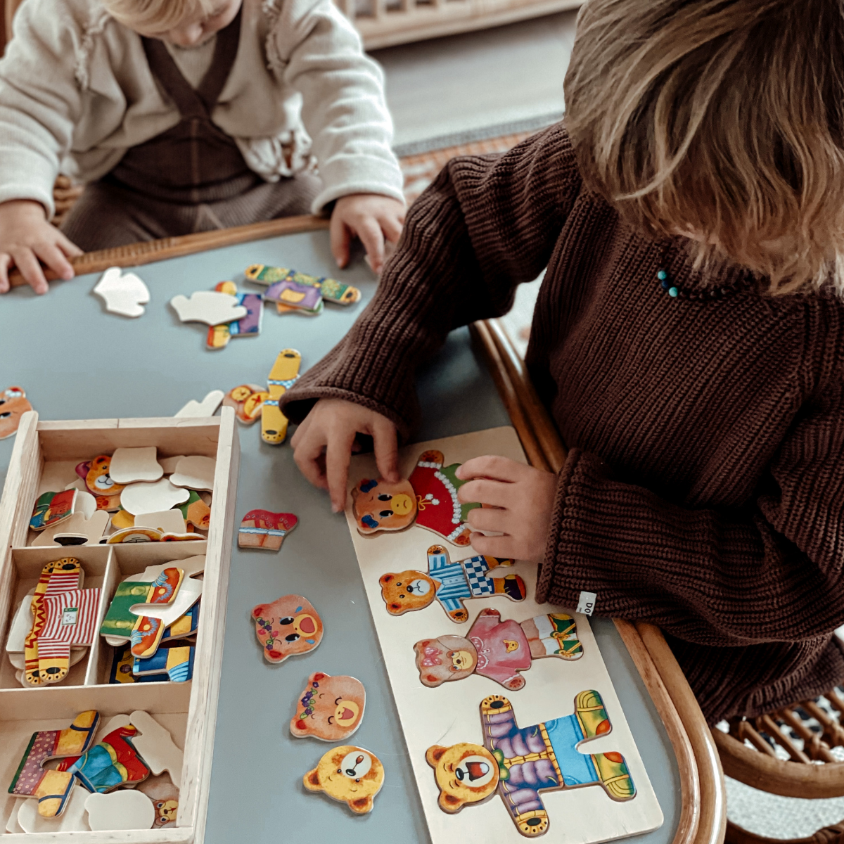 Houten Teddybeer Aankleedpuzzel - Creatief Spelen voor Kleine Handen!