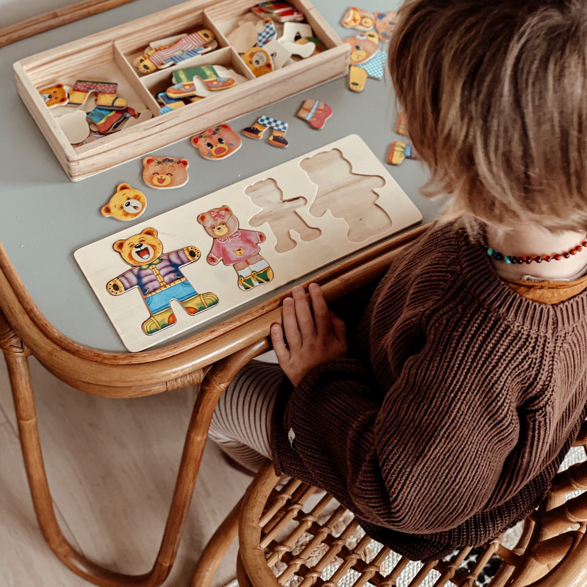 Houten Teddybeer Aankleedpuzzel - Creatief Spelen voor Kleine Handen!